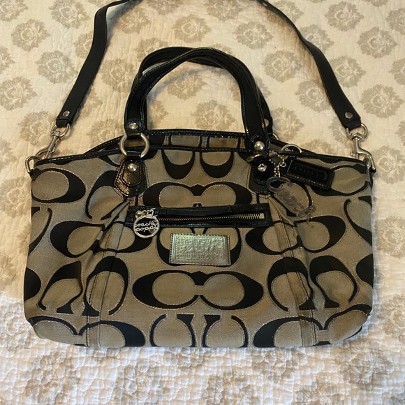 Coach Handbags - Coach bag